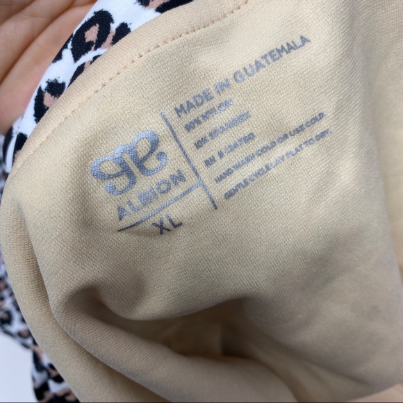 Albion Fit Savannah Black Leopard Ruched Off Shoulder One Piece Swimsuit Size XL - Picture 3 of 5